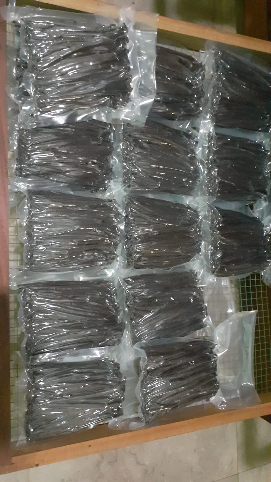 Bulk vanilla bean packages